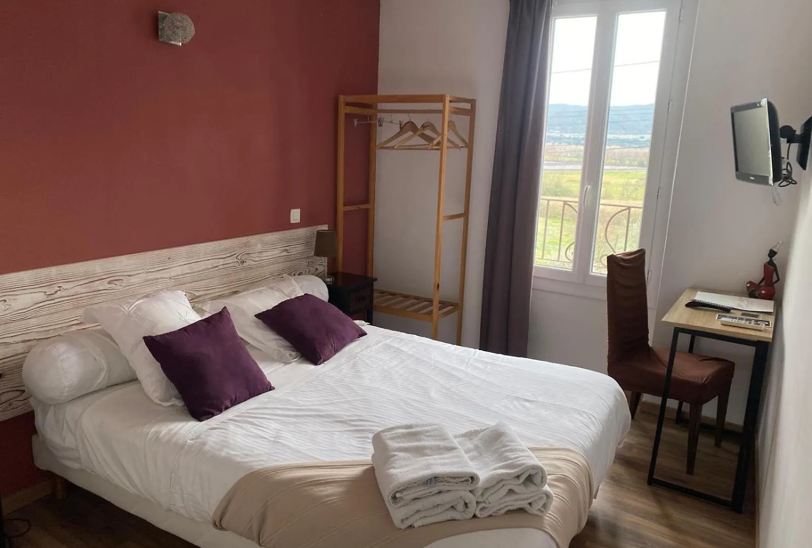 *** Hotel Auberge les Galets Peyruis Frankreich