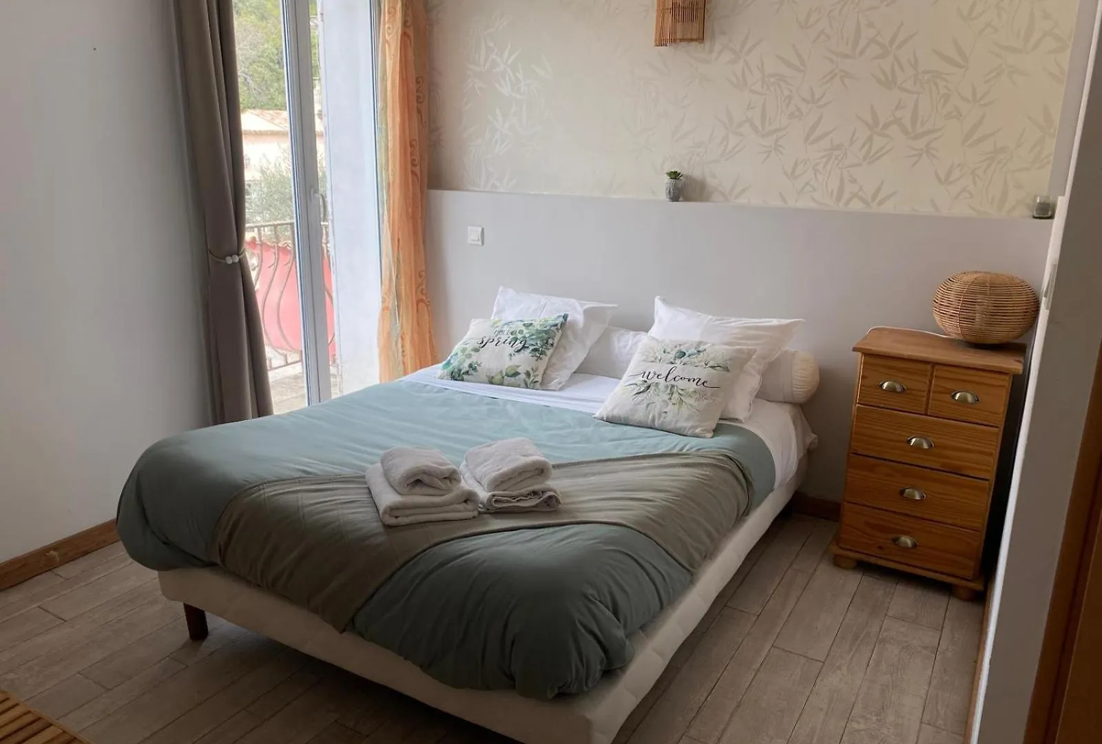 Auberge Les Galets Peyruis Hotel